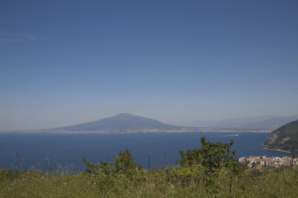 Villa Hilda Vico Equense Eksteriør bilde